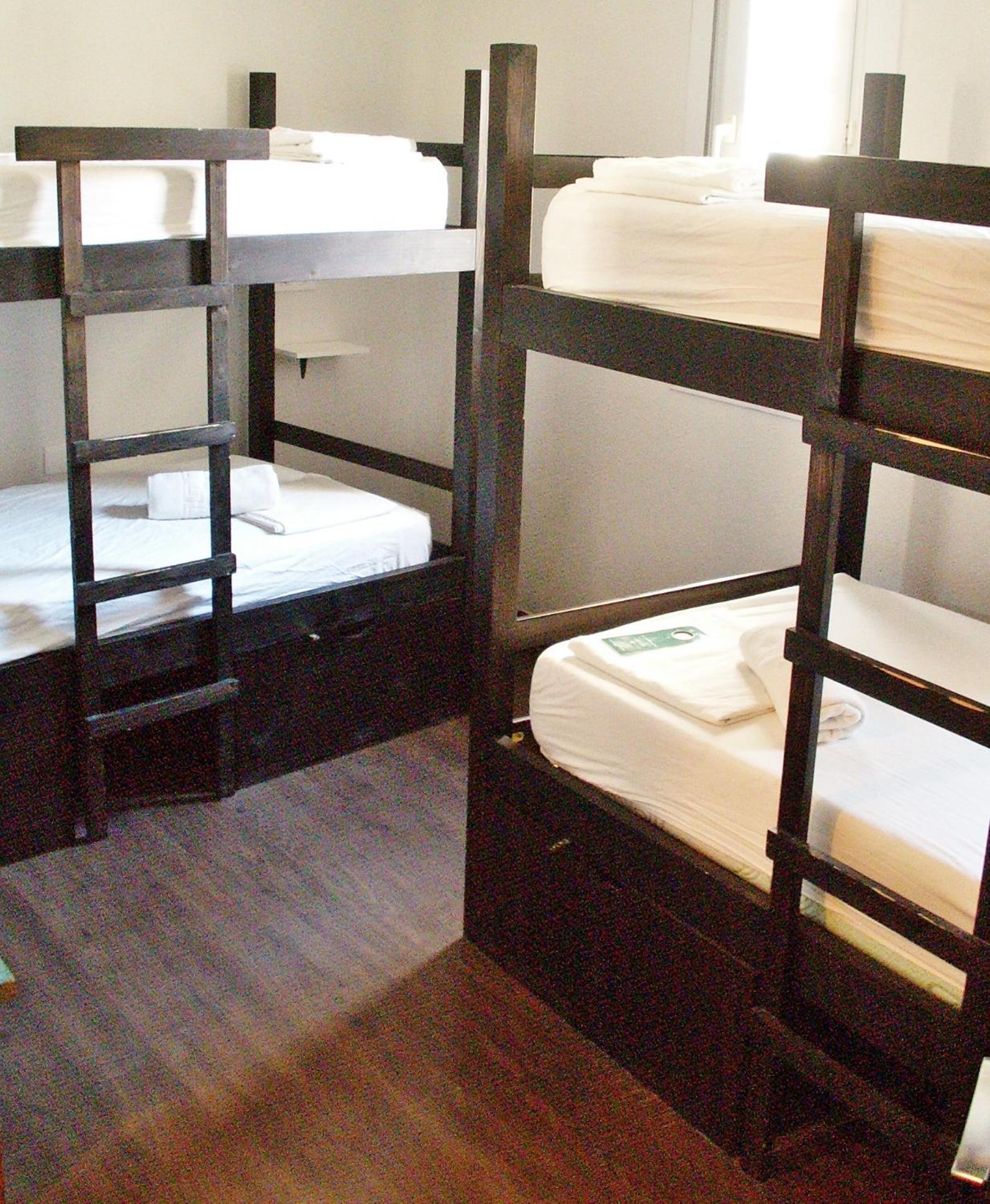 Oasis Backpackers' Toledo Hostel Bagian luar foto
