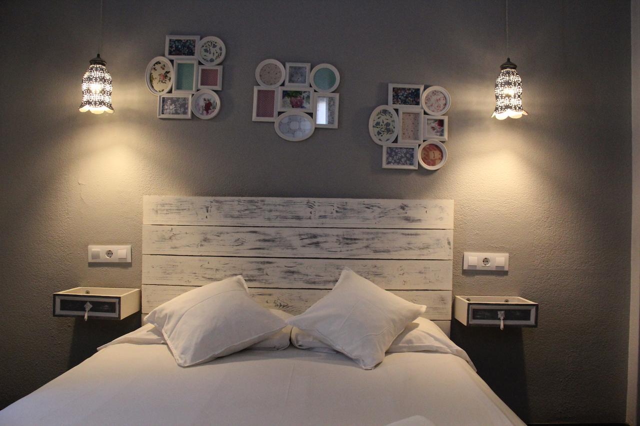 Oasis Backpackers' Toledo Hostel Bagian luar foto